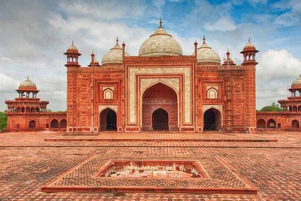 Tourist Places Near Delhi